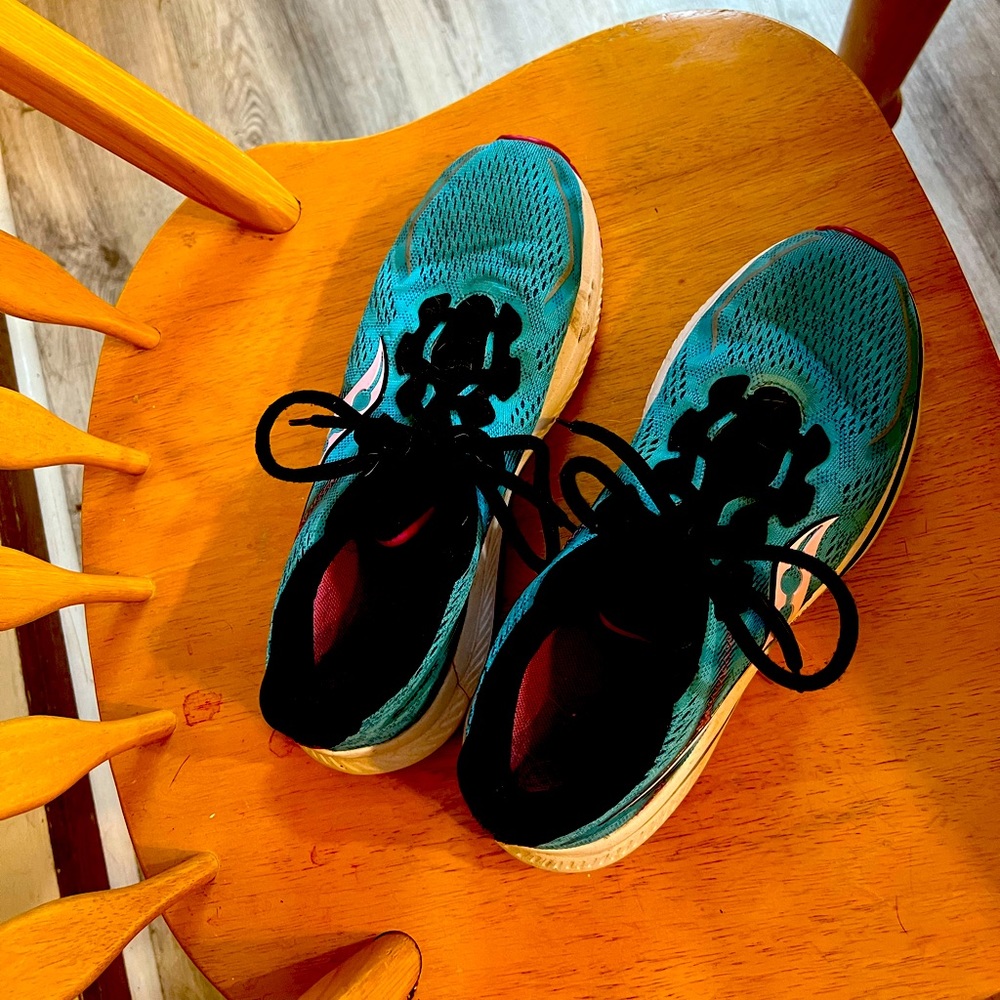 Women’s running shoes